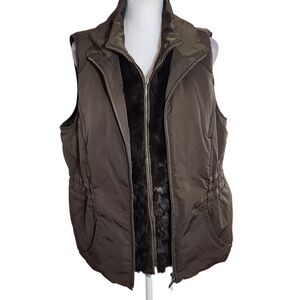 Chico’s Olive Green Zip-Up Vest with Removable Faux Fur Lining Size Medium